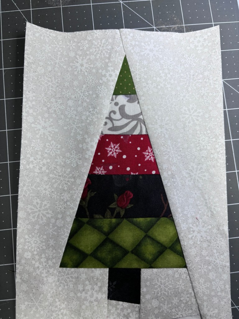 paper piecing Christmas tree